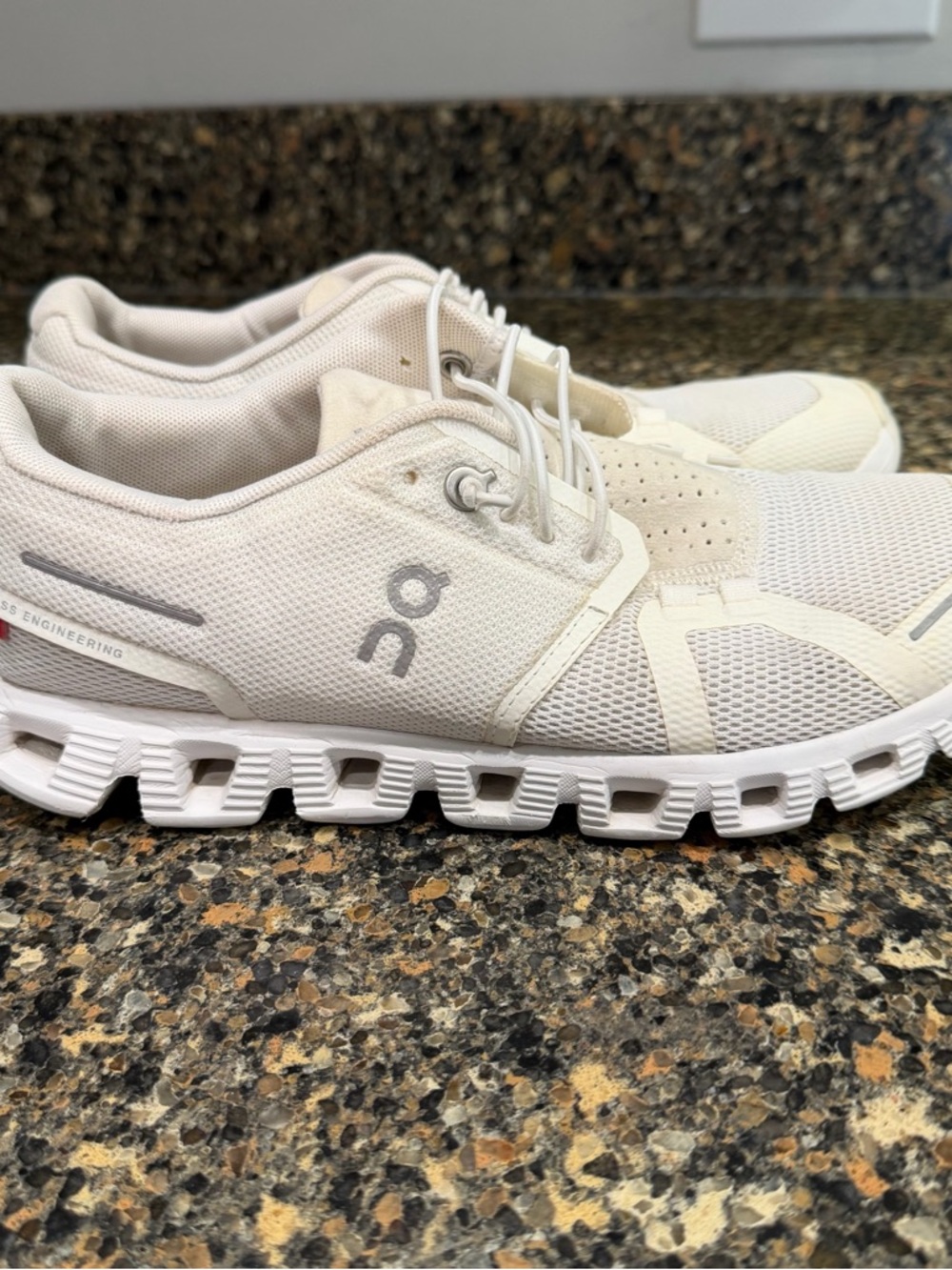 On Running Cloud Sneakers in Ivory White ladies size 7